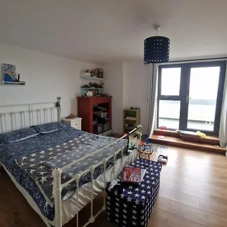 Stoneboat Furbo Hébergement de vacances *