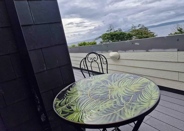 Дом отдыха Stoneboat Furbo *